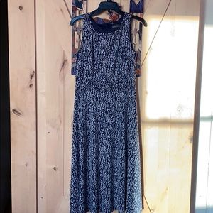 Mid calf length sleeveless dress